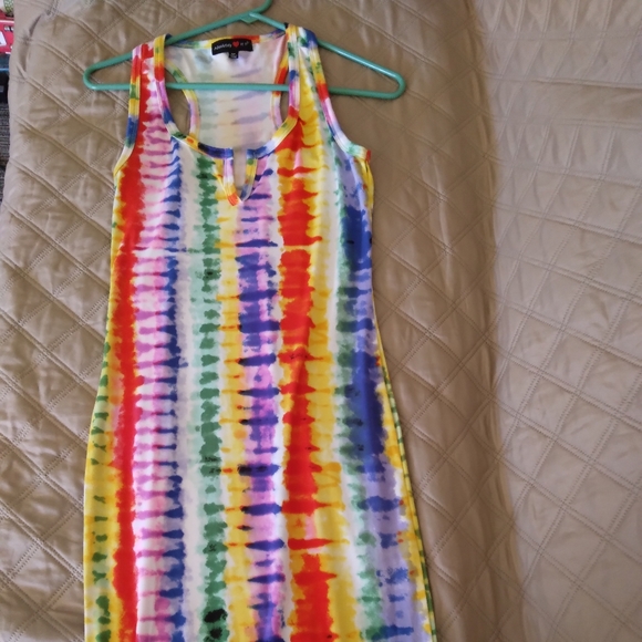 Clothes - Picture 2 of 2